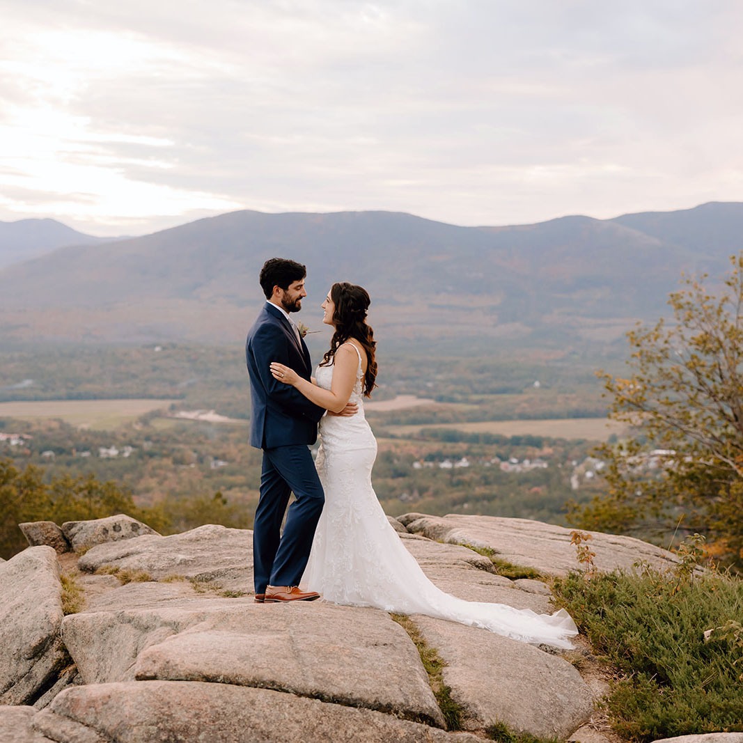 Wedding Ledges square